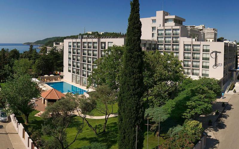 Montenegro hotels 4 stars