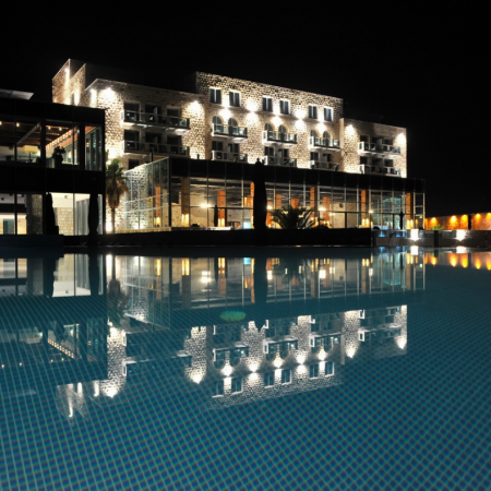 Черногорский отель Авала в Будве (Avala Resort & villas)