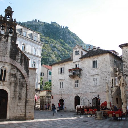 Черногория: Котор, собор Святого Трифона - жемчужина старого Котора