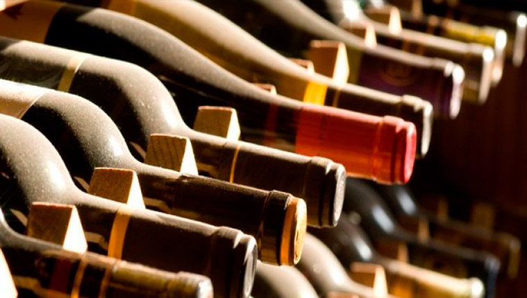 Приобретение вина и национальных продуктов